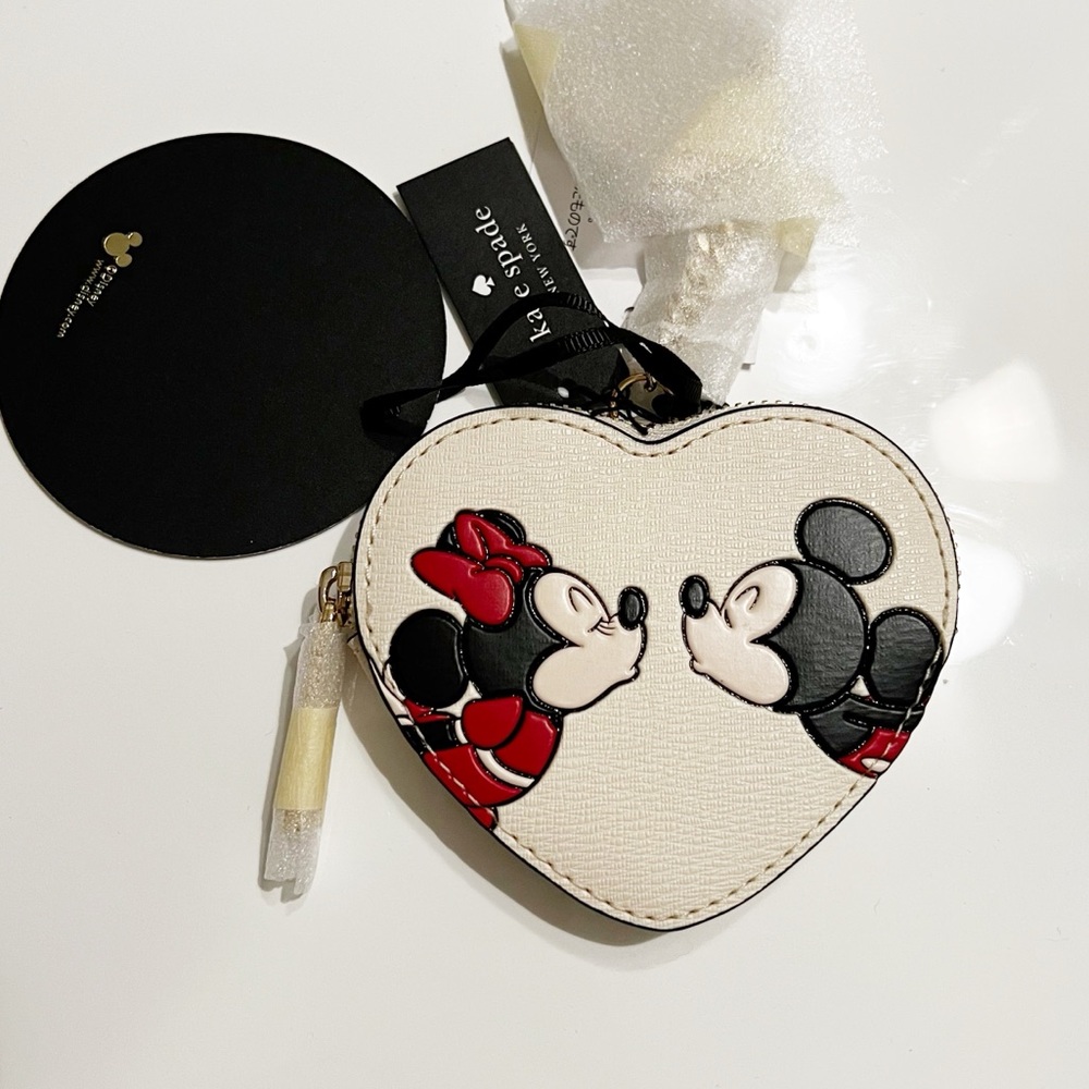 Kate Spade Cream Heart Coin Purse Minnie and Mickey Mouse- Disney